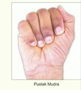 pustak mudra in hindi, pustak mudra benefits,